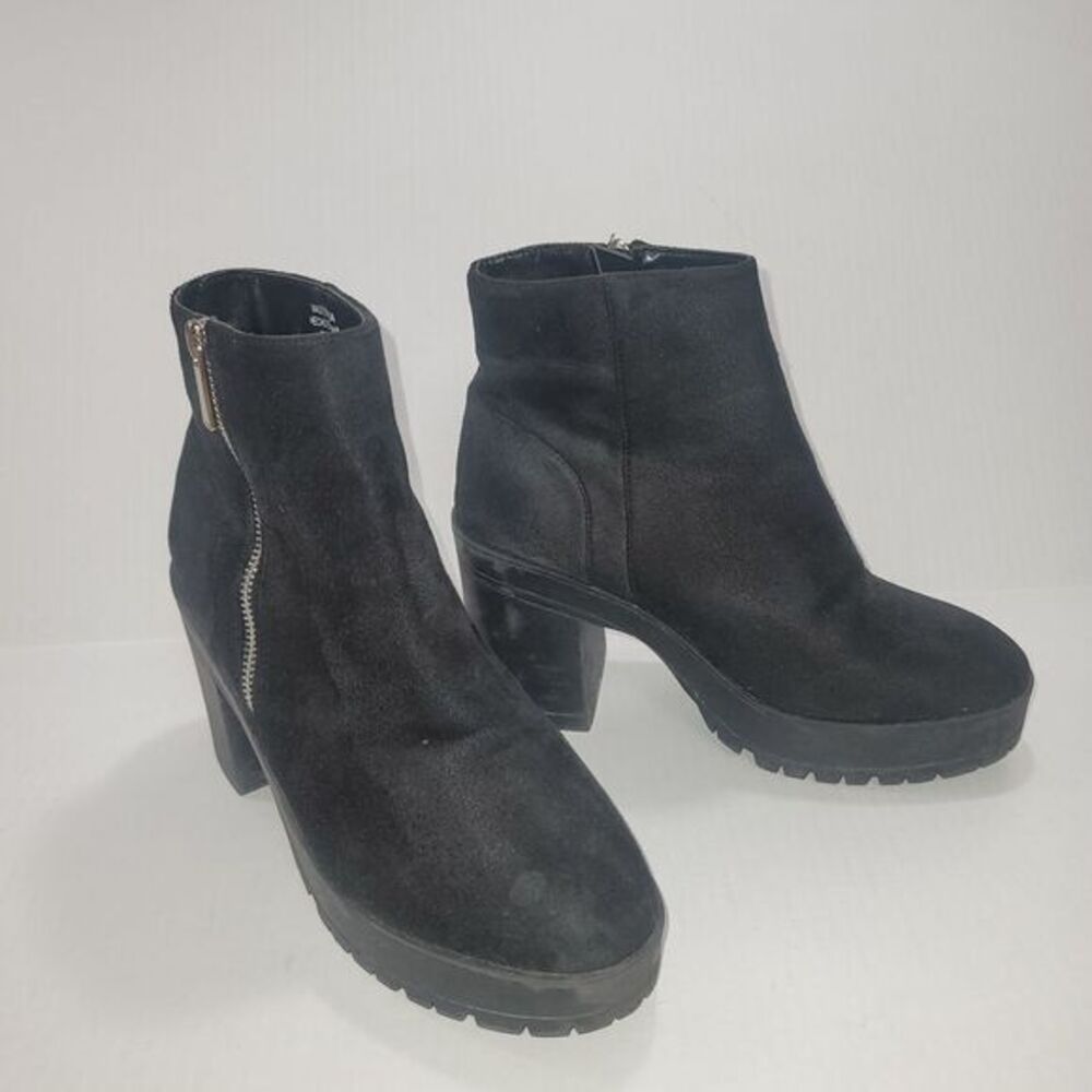 Forever 21 Black Faux Suede Zip Up Ankle Women's Boots Size7.5 Chunky Biker Moto